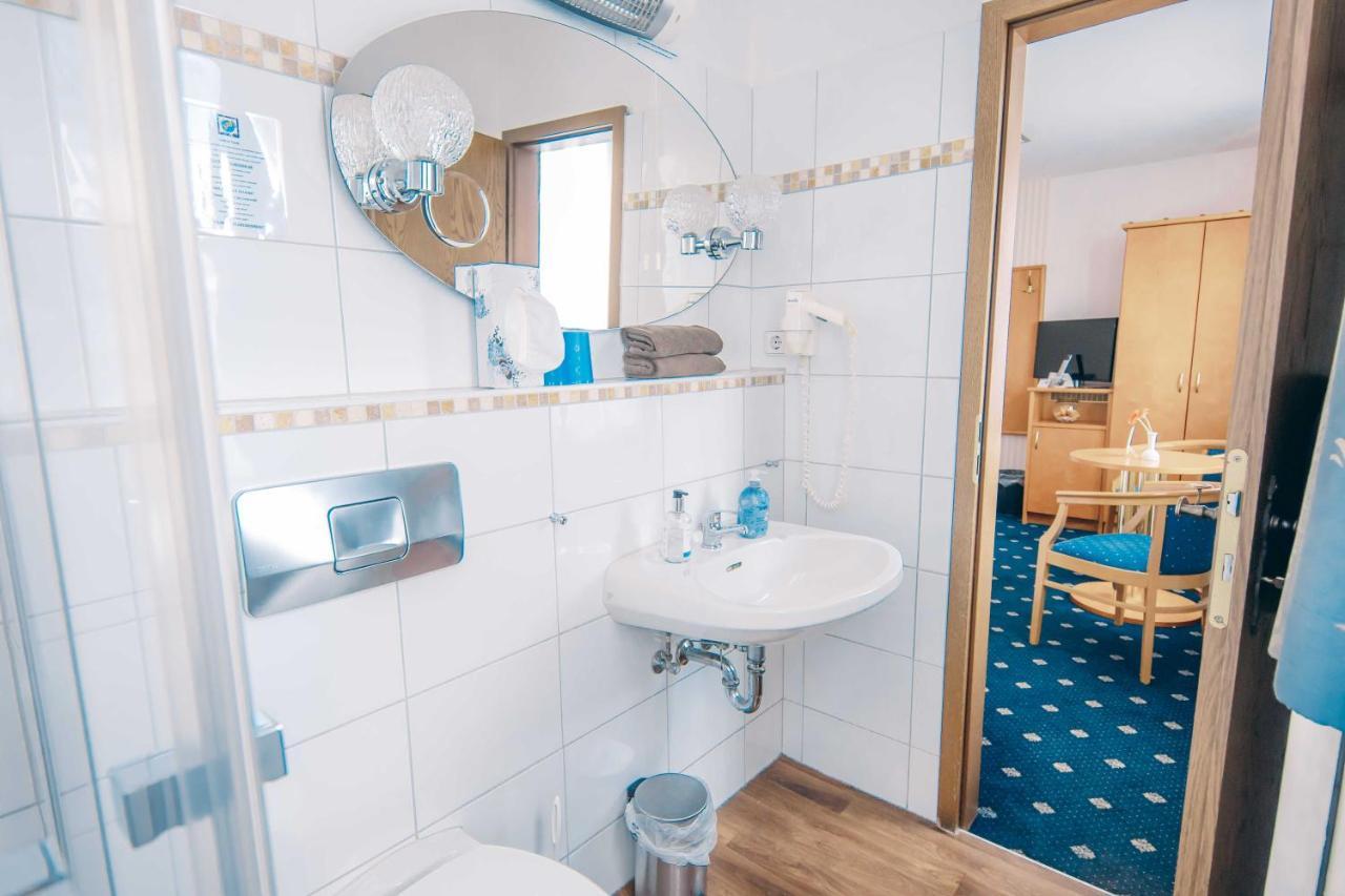 Hotel Benger Krefeld Buitenkant foto