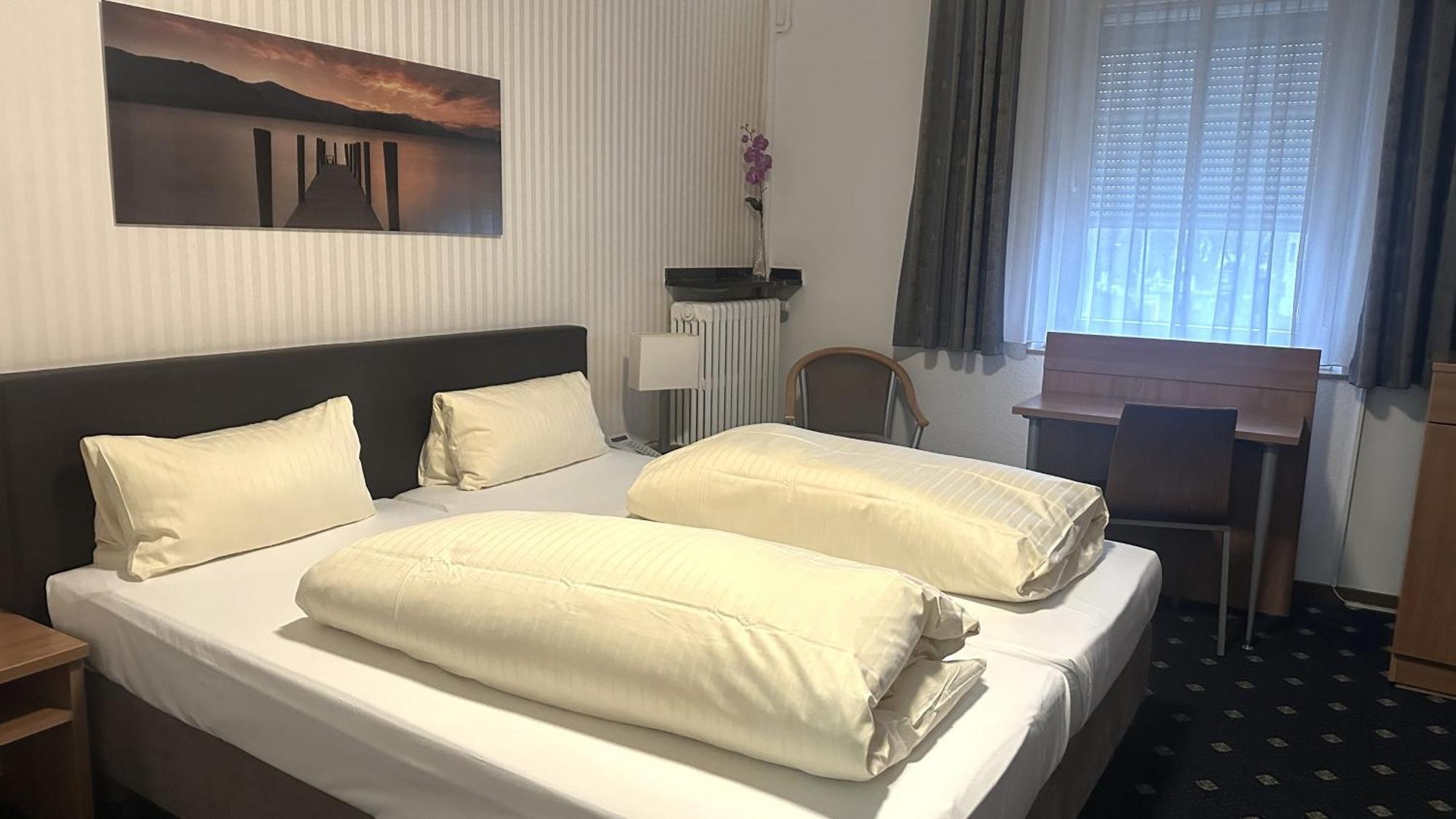Hotel Benger Krefeld Buitenkant foto