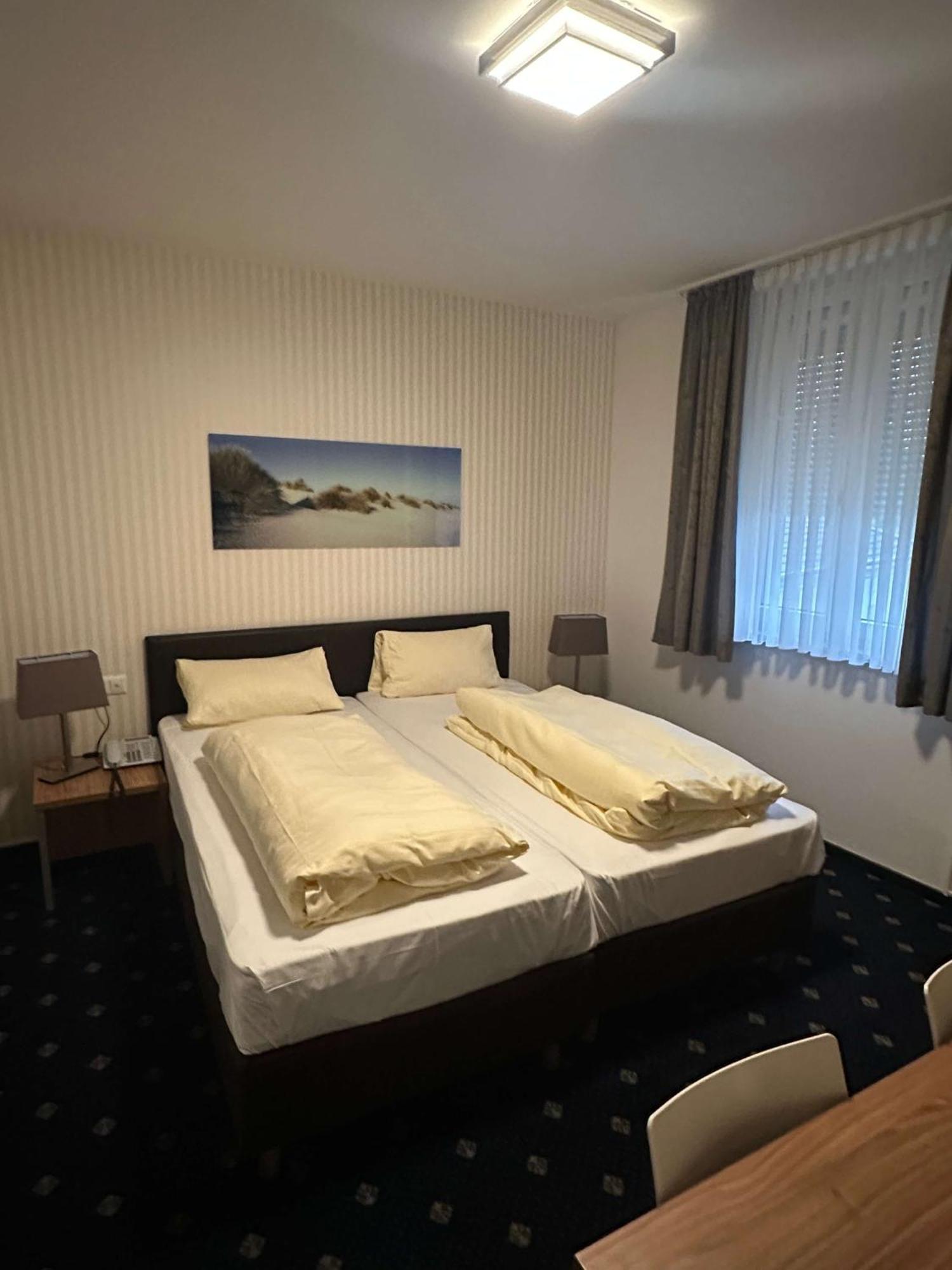 Hotel Benger Krefeld Buitenkant foto